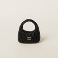 Chloé | Mala Mini Hobo Acolchoada de Mulher