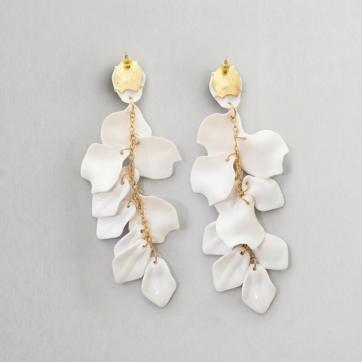 Brincos de Gotas com Pétalas de Orquídea